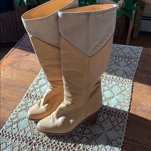Women’s knee high zodiac boots. Runs like 8-8.5